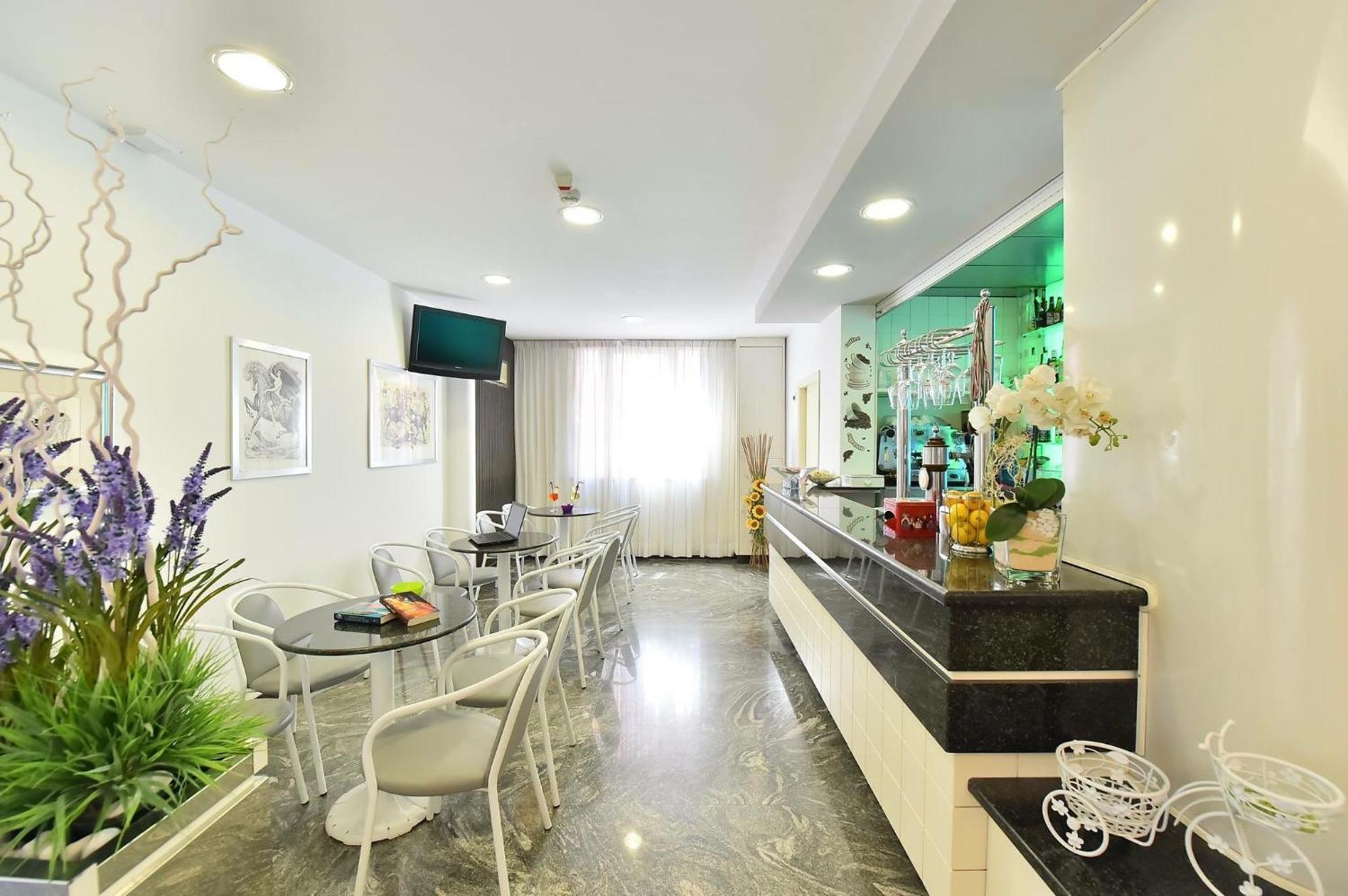 Hotel Della Motta Bellaria-Igea Marina Esterno foto