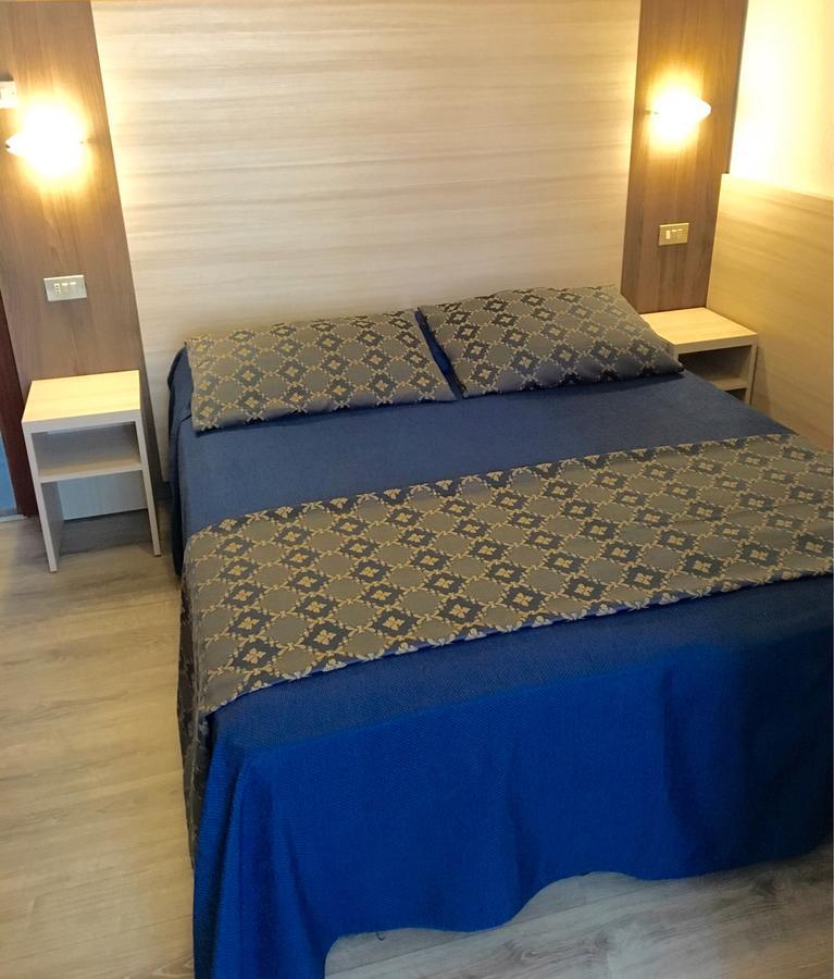 Hotel Della Motta Bellaria-Igea Marina Esterno foto