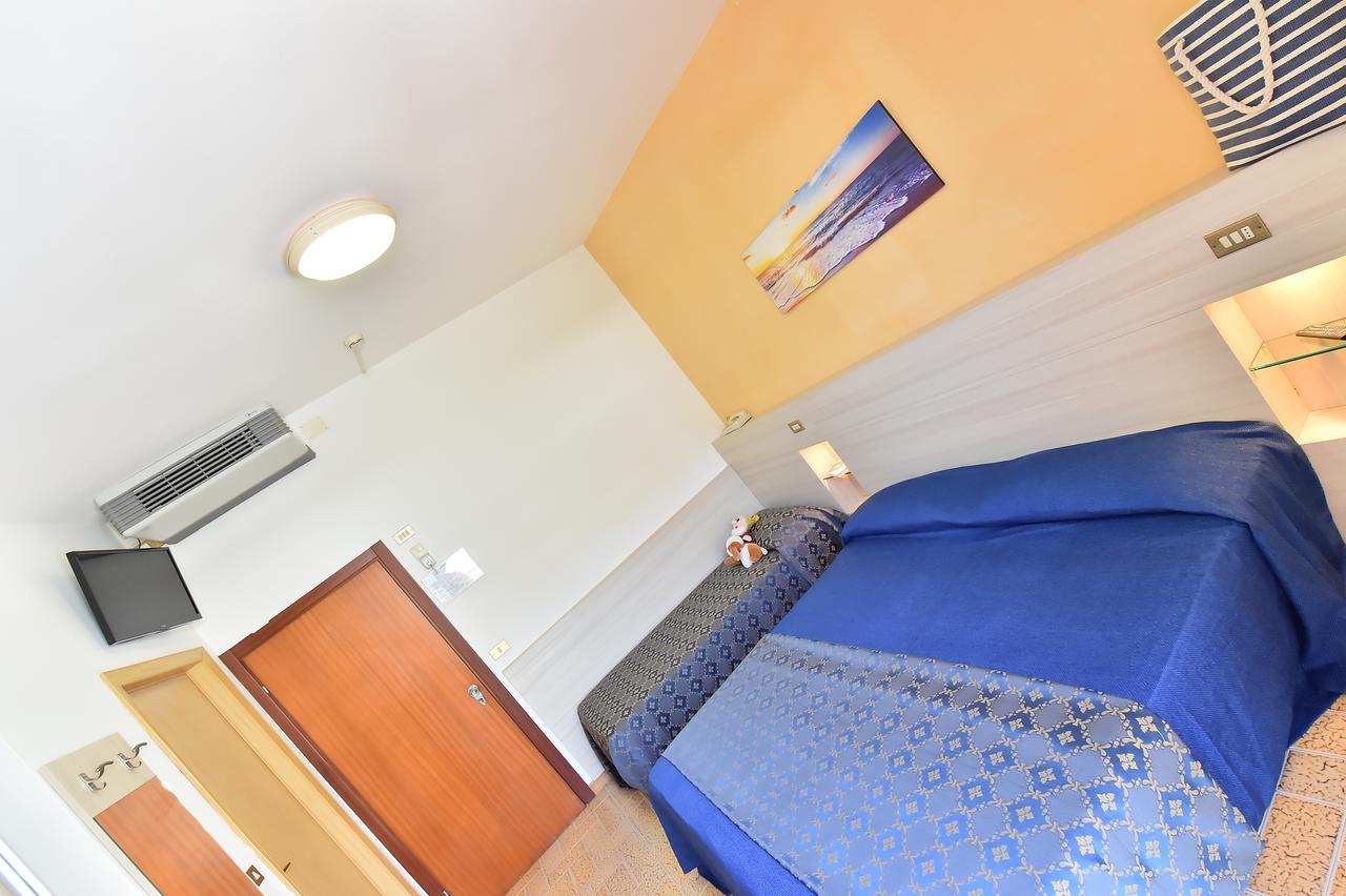 Hotel Della Motta Bellaria-Igea Marina Esterno foto