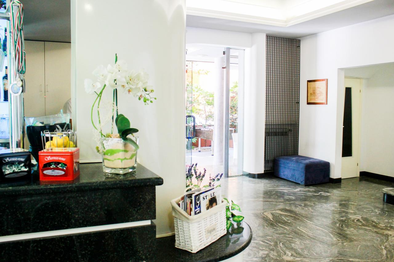 Hotel Della Motta Bellaria-Igea Marina Esterno foto